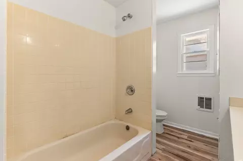 Bath - 3004 Sheldon St, Clovis, NM 88101 photo 4 of 4