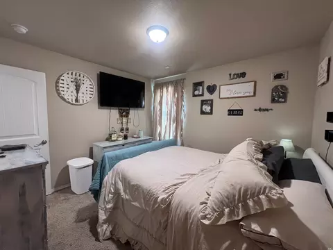Bedroom - 1711 Berkeley Ln, Eunice, NM 88231 photo 2 of 2