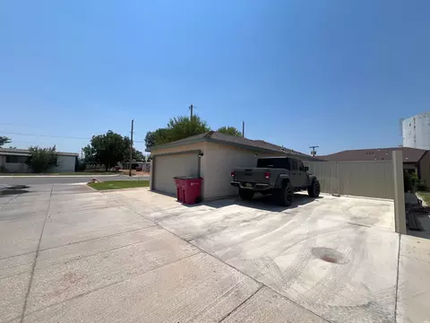 Exterior - 1711 Berkeley Ln, Eunice, NM 88231 photo 3 of 8