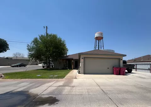 1711 Berkeley Ln, Eunice, NM 88231