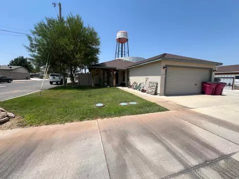 Exterior - 1711 Berkeley Ln, Eunice, NM 88231 photo 2 of 8