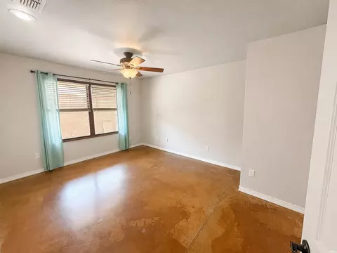 Bedroom - 2005 Kearny Blvd, Clovis, NM 88101 photo 2 of 2
