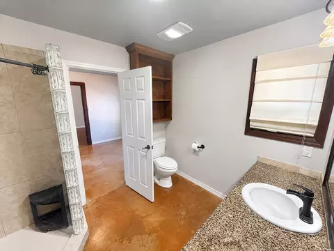 Bath - 2005 Kearny Blvd, Clovis, NM 88101 photo 5 of 6
