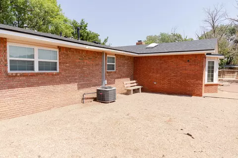 Exterior - 1620 Claremont Ter, Clovis, NM 88101 photo 16 of 26