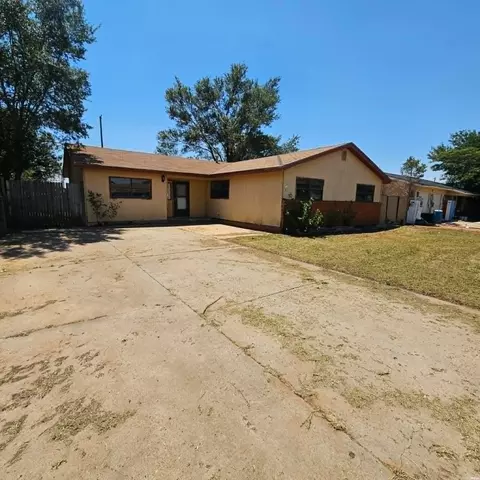 Exterior - 3105 Mandell Cir, Clovis, NM 88101 photo 4 of 11