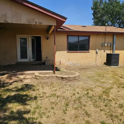 Exterior - 3105 Mandell Cir, Clovis, NM 88101 photo 7 of 11