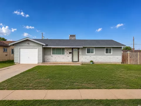1432 E Llano Dr E, Hobbs, NM 88240
