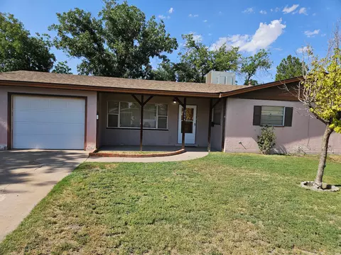 1508 W Ray Ave, Artesia, NM 88210