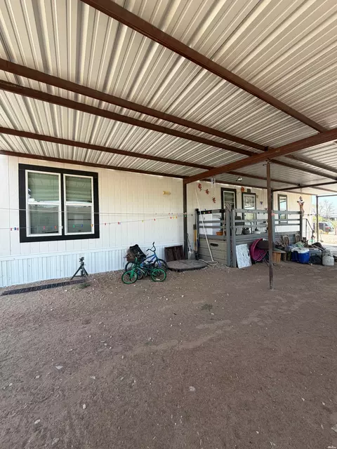 113 1st St S, Jal, NM 88252