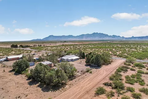 7865 Franklin Rd, Deming, NM 88030