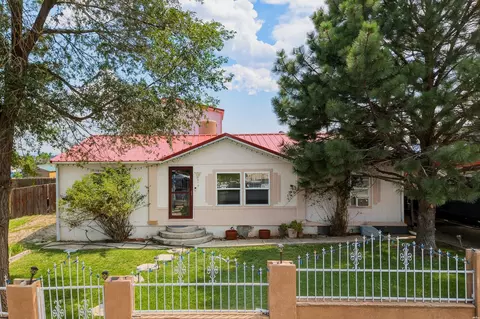 313 Sagebrush Ln, Raton, NM 87740