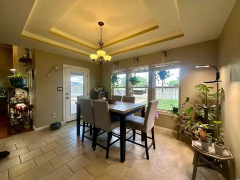 Dining - 4101 Mariah Dr, Clovis, NM 88101 photo 1 of 3