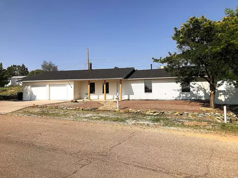 1614 Monterey, Gallup, NM 87301