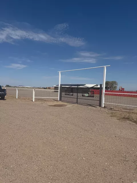 5665 Brangus Rd, Deming, NM 88030