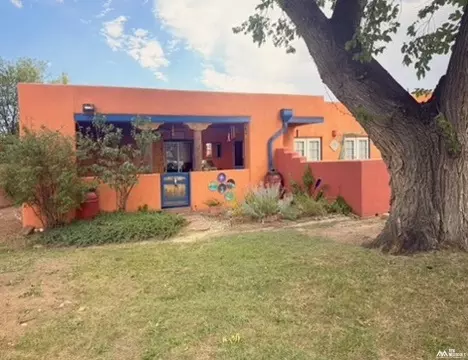1123 Grand Ave, Las Vegas, NM 87701