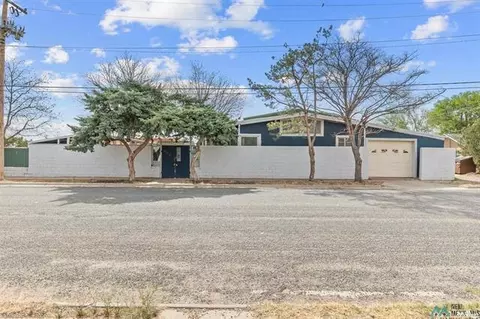 500 S Ave A, Portales, NM 88130