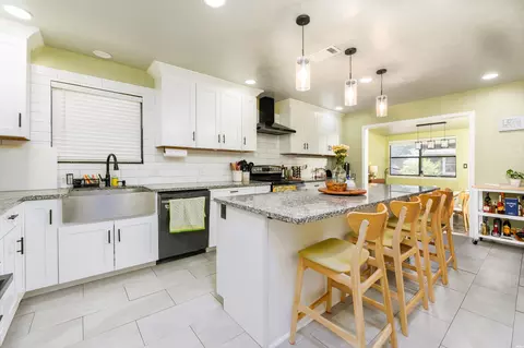 Kitchen - 3804 Nancy Lopez Dr, Clovis, NM 88101 photo 1 of 4