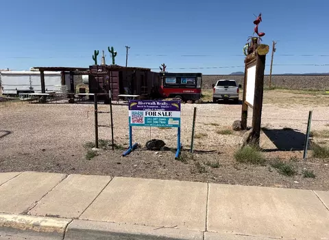 1120 Santa Fe Ave E, Grants, NM 87020