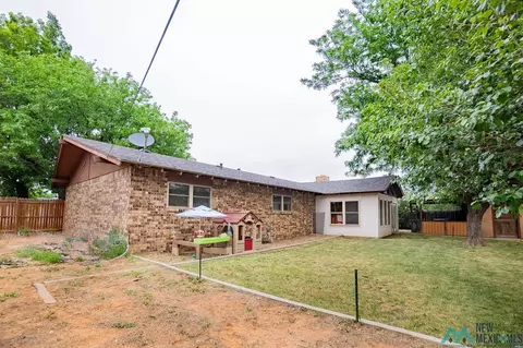Exterior - 1125 Parkland Dr, Clovis, NM 88101 photo 4 of 5