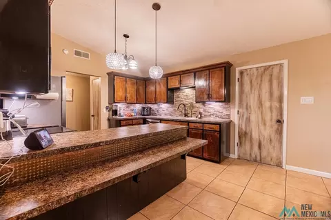 Kitchen - 1125 Parkland Dr, Clovis, NM 88101 photo 3 of 3