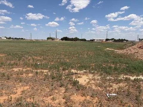 4219 E 14th St, Clovis, NM 88101 photo 2