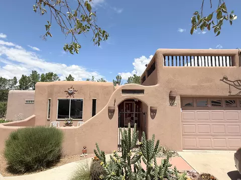 2501 Fairway Dr, Deming, NM 88030