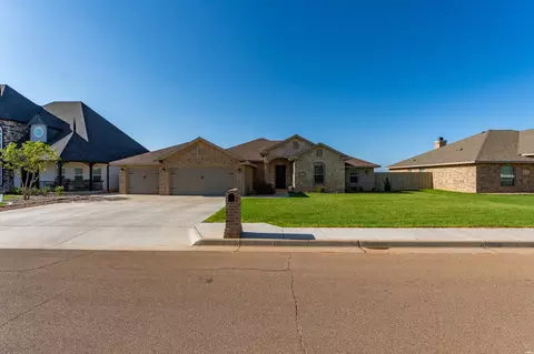Exterior - 2225 Amanda Ln, Clovis, NM 88101 photo 2 of 12