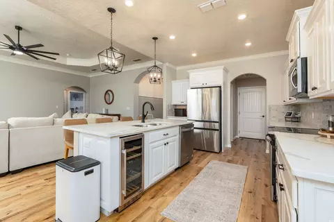 Kitchen - 2225 Amanda Ln, Clovis, NM 88101 photo 3 of 4