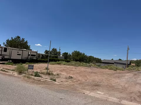 1209 Third St, Grants, NM 87020