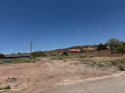 1213 Third St, Grants, NM 87020