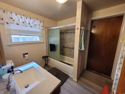 Bath - 340 E 3rd Ave, Raton, NM 87740 photo 2 of 3