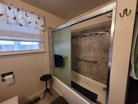 Bath - 340 E 3rd Ave, Raton, NM 87740 photo 3 of 3