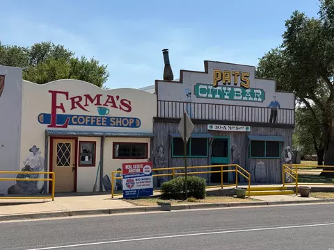30 Main #B, Mosquero, NM 87733