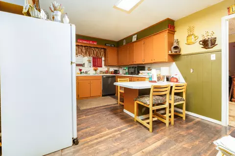 Kitchen - 500 Dixie Dr, Clovis, NM 88101 photo 1 of 3