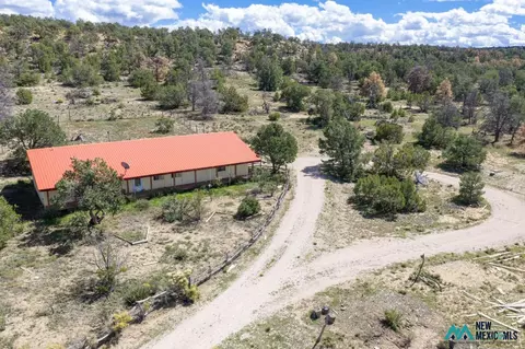 36 La Tinaja Trl, Pinehill, NM 87357