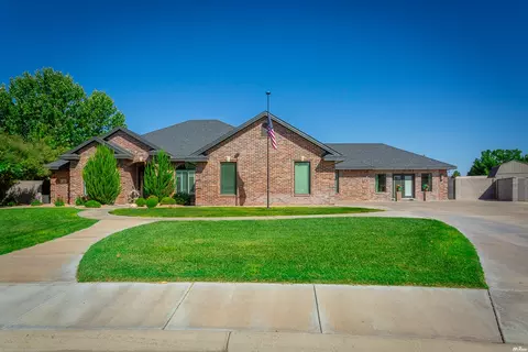 45 E Sky Loop, Roswell, NM 88201