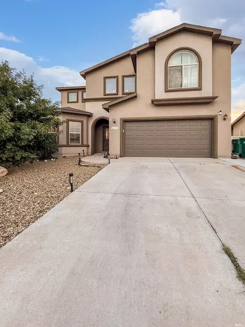 4633 N Homestretch Rd, Hobbs, NM 88240