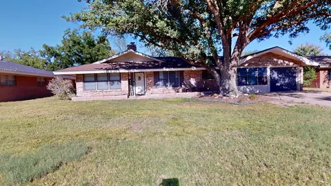 1814 Fowler St N, Hobbs, NM 88240