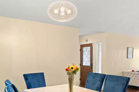 Dining - 3724 Ben Crenshaw Cir, Clovis, NM 88101 photo 3 of 6
