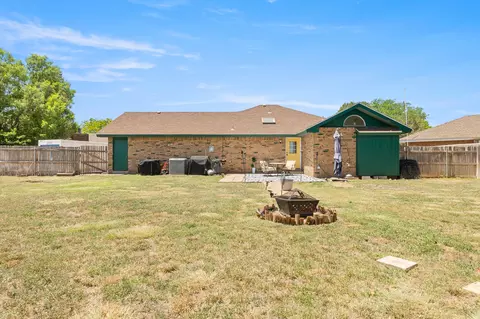 Exterior - 3724 Ben Crenshaw Cir, Clovis, NM 88101 photo 4 of 5