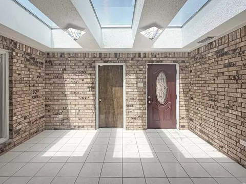 Entry Way - 1705 Colonial Pkwy, Clovis, NM 88101 photo 1 of 1