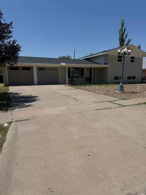 2312 Cornell Dr #9S1'10, Roswell, NM 88203