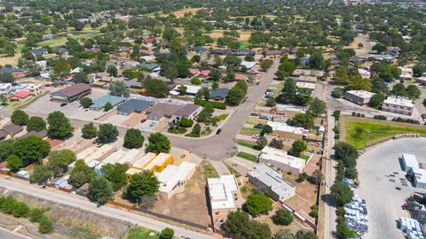 View/Area - 900 Laurelwood, Clovis, NM 88101 photo 7 of 7