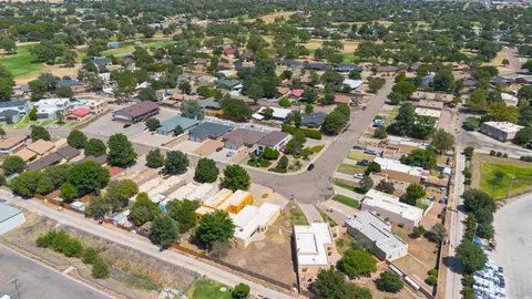 View/Area - 900 Laurelwood, Clovis, NM 88101 photo 6 of 7