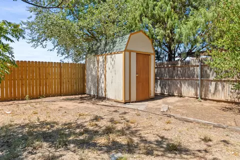 Exterior - 900 Laurelwood, Clovis, NM 88101 photo 11 of 12