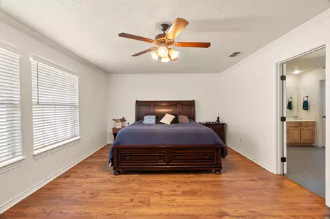 Bedroom - 2716 Northglen Dr, Clovis, NM 88101 photo 6 of 6