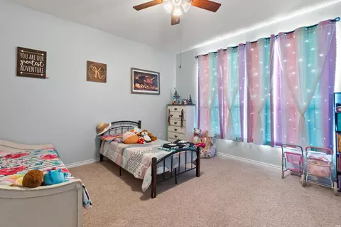 Bedroom - 2716 Northglen Dr, Clovis, NM 88101 photo 3 of 6