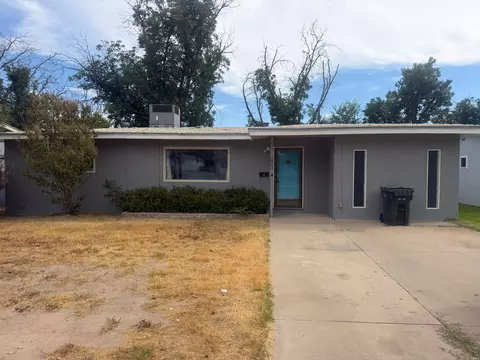 1803 Blodgett W, Carlsbad, NM 88220
