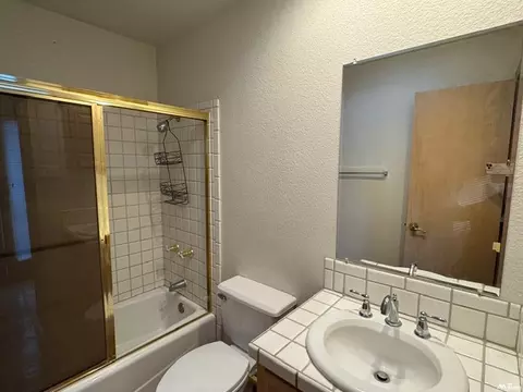 Bath - 321 Diamondhead, Clovis, NM 88101 photo 4 of 4