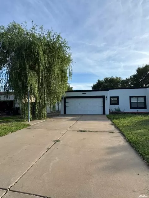 Exterior - 321 Diamondhead, Clovis, NM 88101 photo 4 of 4